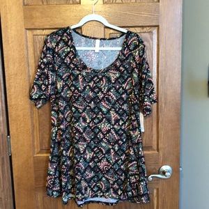 Lularoe 2XL Multi-Colored Perfect Tee NWT